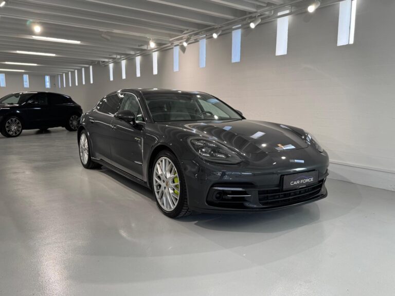 Porsche Panamera 4 E-Hybrid Executive