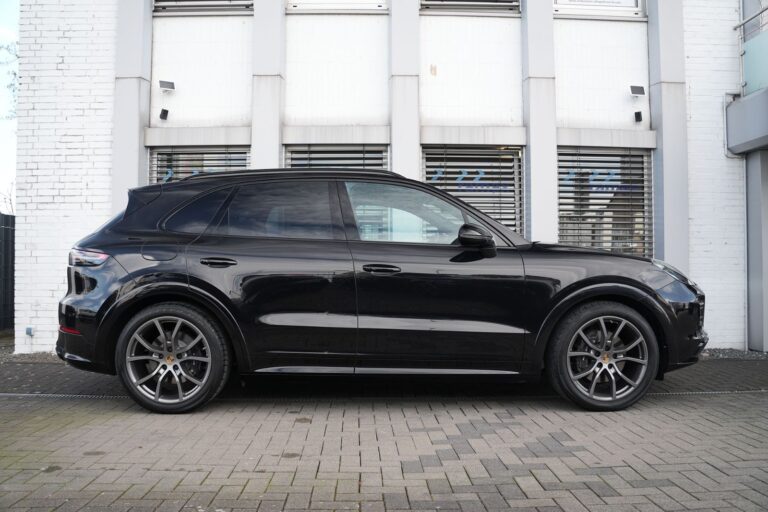 PORSCHE CAYENNE III COUPE